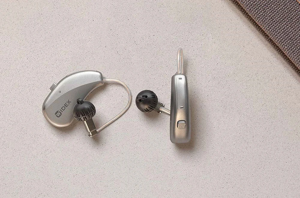 Built around the Widex Moment™ platform and the revolutionary PureSound™, Moment Sheer sRIC R D hearing aid is suitable for minimal to severe to profound hearing loss.
